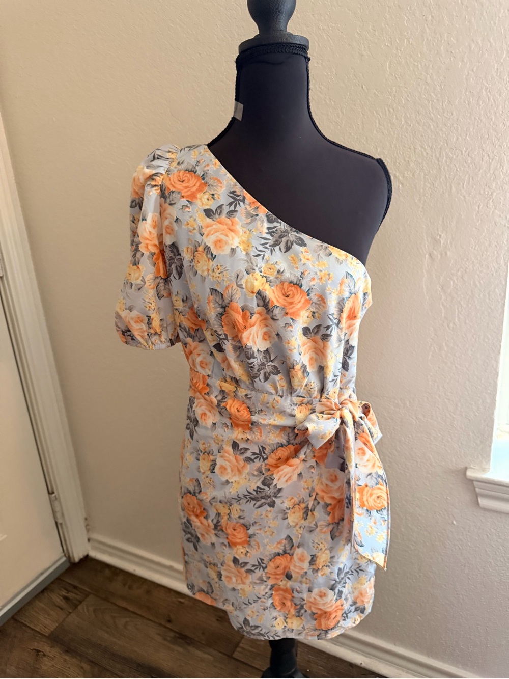 Hello Molly One-Shoulder Floral Dress in Peach and Gray